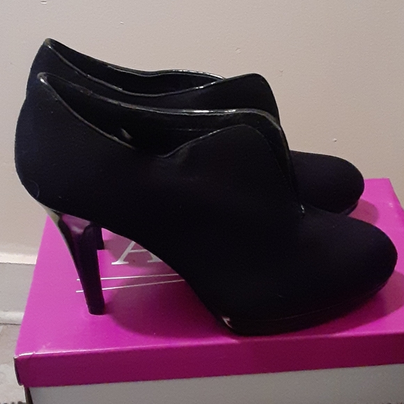 Booties - Picture 2 of 6